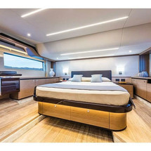 Absolute Navetta 52