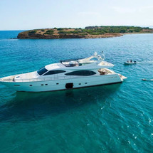 Ferretti 780