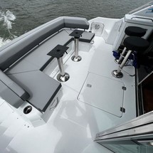 Cruisers Yachts 54 Cantius