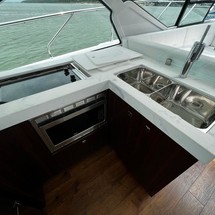 Cruisers Yachts 54 Cantius