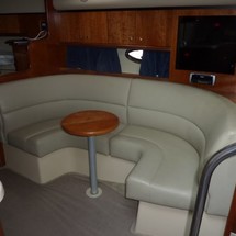 Cruisers Yachts 340 Express