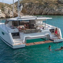 Fountaine Pajot Astrea 42