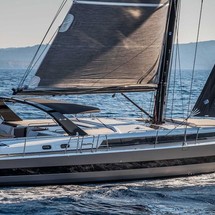 Beneteau Oceanis Yacht 62