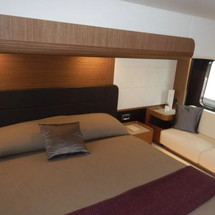 Absolute Navetta 52