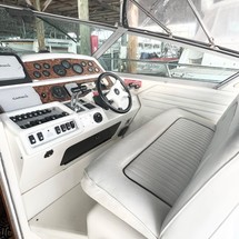 Sea ray 400 express cruiser