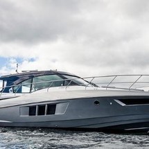 Cruisers Yachts 45 Cantius