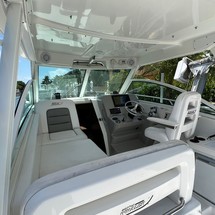 Boston Whaler 315 Conquest