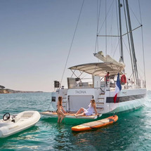 Beneteau Oceanis Yacht 62