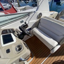 Chaparral 270 Signature