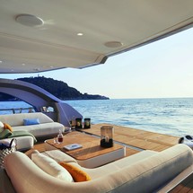 AZIMUT GRANDE 38 METRI TRI-DECK