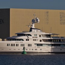 Lurssen Aurora