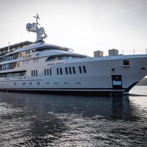 Lurssen Aurora