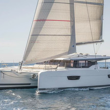 Fountaine Pajot Astréa 42