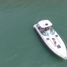 Chaparral 370 Signature Cruiser