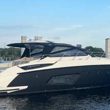 Azimut Atlantis 44