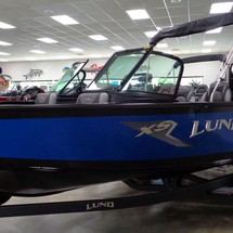 Lund Boats 1875 Crossover XS