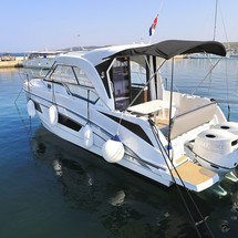 Beneteau Antares 9 OB