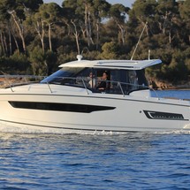 Jeanneau Merry Fisher 895