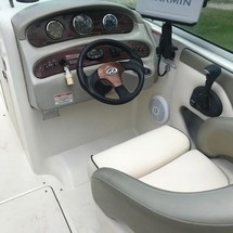 Sea Ray 270 SUNDECK