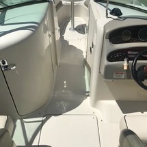 Sea Ray 270 SUNDECK