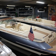 Chris-Craft Launch 27