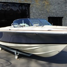 Chris-Craft Launch 27