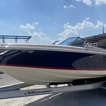 Chris-Craft Launch 27