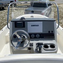 Boston Whaler 210 Dauntless