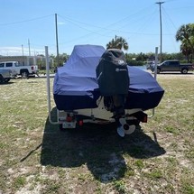 Boston Whaler 210 Dauntless