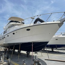 Palmer Johnson cockpit motor yacht