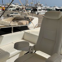 Palmer Johnson cockpit motor yacht