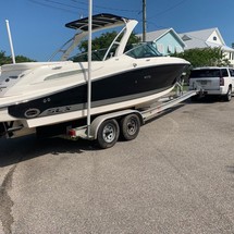 Sea Ray 270 SLX