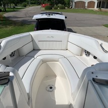 Sea Ray 270 SLX