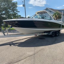 Sea Ray 270 SLX