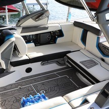 Super Air Nautique G23