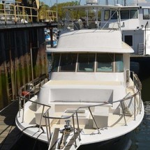 Hatteras 58