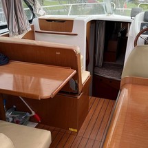 Beneteau Antares 8