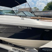 Sea Ray 240 Sundeck