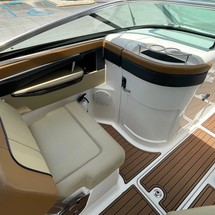 Sea Ray 240 Sundeck