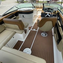 Sea Ray 240 Sundeck