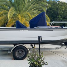 Boston Whaler 190 Montauk