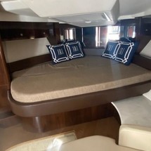 Sea Ray Sundancer 350 Coupe