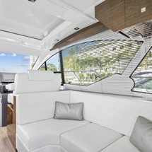 Cruisers Yachts 50 Cantius