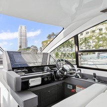 Cruisers Yachts 50 Cantius