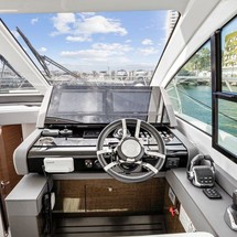 Cruisers Yachts 50 Cantius