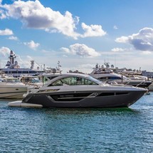 Cruisers Yachts 50 Cantius