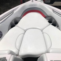 Super Air Nautique 210