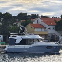 Beneteau Swift Trawler 30