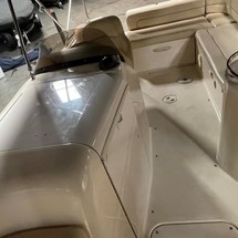 Sea Ray 240 Sundeck