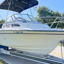 Grady-White Seafarer 228